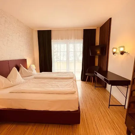 Gaestehaus Am Stadtpark Hotel