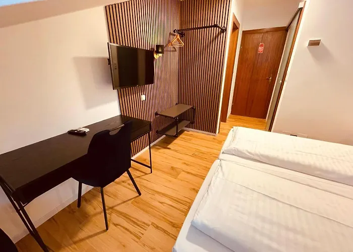 Gaestehaus Am Stadtpark Hotel