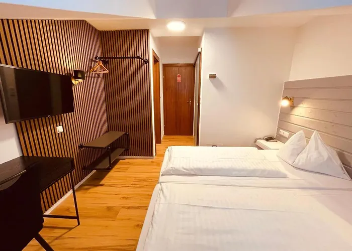 Gaestehaus Am Stadtpark Hotel