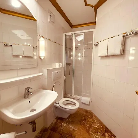 Gaestehaus Am Stadtpark Ξενοδοχείο *