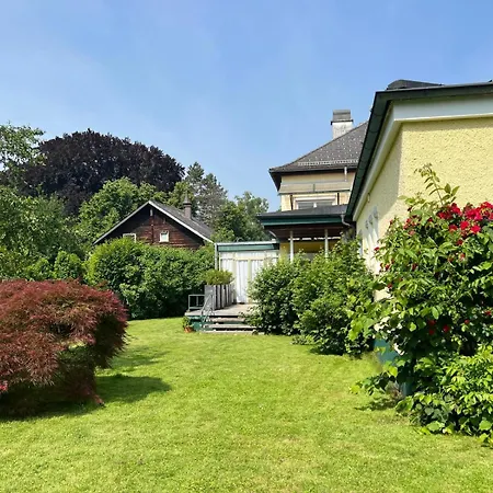 Gaestehaus Am Stadtpark * Vöcklabruck