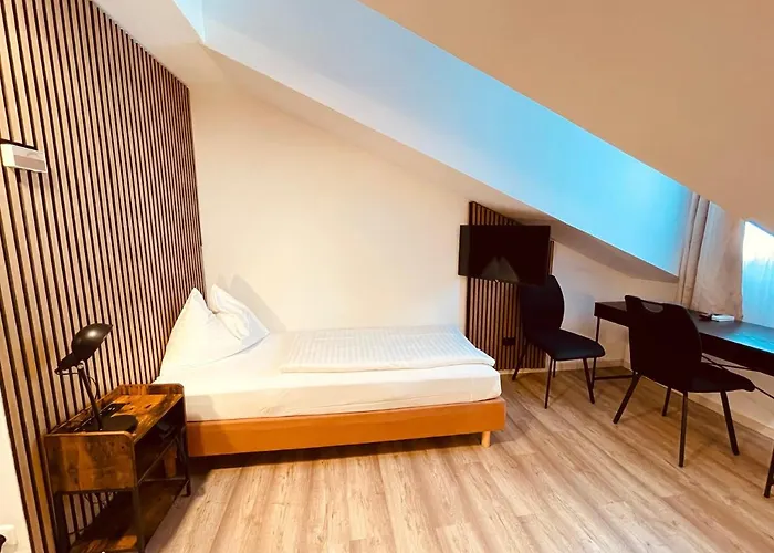 Gaestehaus Am Stadtpark Hotel *